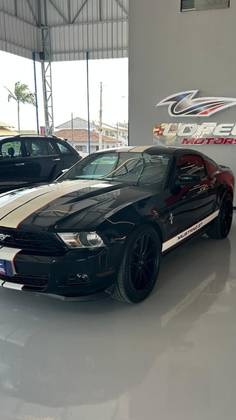 FORD MUSTANG 3.7 V6 GASOLINA AUTOMÁTICO